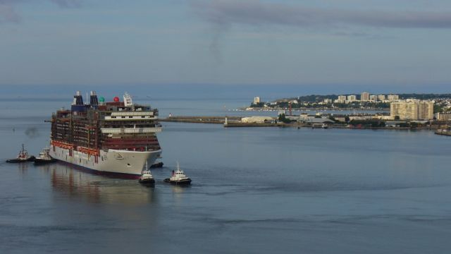 Norwegian Epic - Loire - 11 juillet 2009 (44).JPG